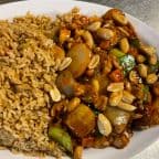 Best Kung Pao Chicken (Lunch) in West Allis, WI
