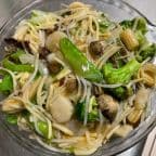 Best Vegetable Pan Fried Noodle in West Allis, WI