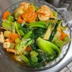 Best Jumbo Shrimp Pan Fried Noodle with XO Sauce in West Allis, WI